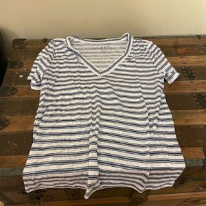 Stripped V-Neck T-Shirt
